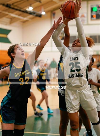 Thumbnail 3 in Gregori @ Monterey Trail (Playoff) photogallery.