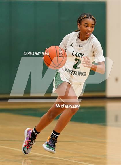 Thumbnail 1 in Gregori @ Monterey Trail (Playoff) photogallery.