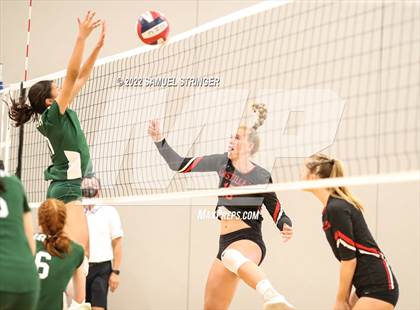 Thumbnail 1 in Castilleja vs. Sacred Heart Cathedral Preparatory (Spikefest 1) photogallery.