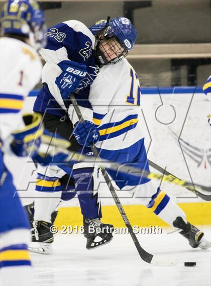 Thumbnail 3 in Saratoga Springs vs. West Genesee (NYSPHSAA Division 1 Semifinal) photogallery.