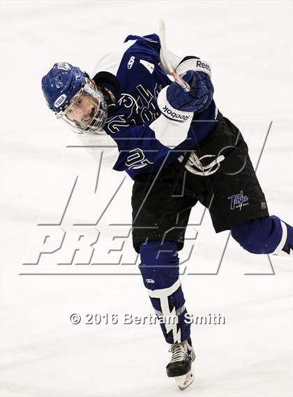 Thumbnail 1 in Saratoga Springs vs. West Genesee (NYSPHSAA Division 1 Semifinal) photogallery.