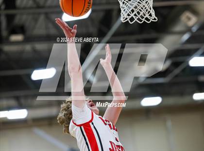 Thumbnail 2 in Douglas County @ Regis Jesuit photogallery.