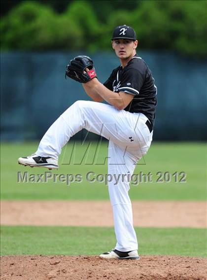 Thumbnail 1 in Xavier vs. Shelton (SCC Semifinal) photogallery.