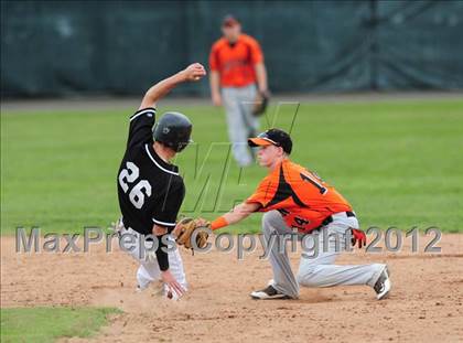 Thumbnail 2 in Xavier vs. Shelton (SCC Semifinal) photogallery.
