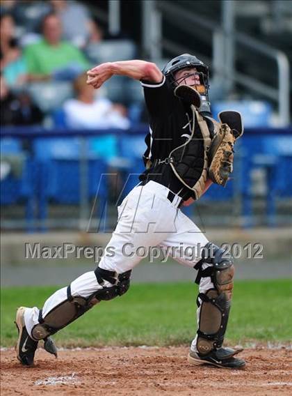 Thumbnail 3 in Xavier vs. Shelton (SCC Semifinal) photogallery.