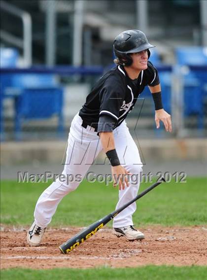 Thumbnail 2 in Xavier vs. Shelton (SCC Semifinal) photogallery.