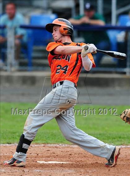Thumbnail 2 in Xavier vs. Shelton (SCC Semifinal) photogallery.