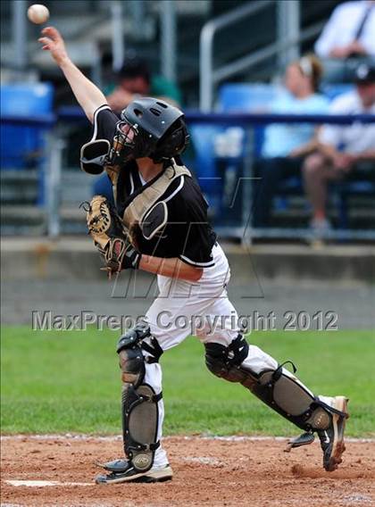 Thumbnail 3 in Xavier vs. Shelton (SCC Semifinal) photogallery.