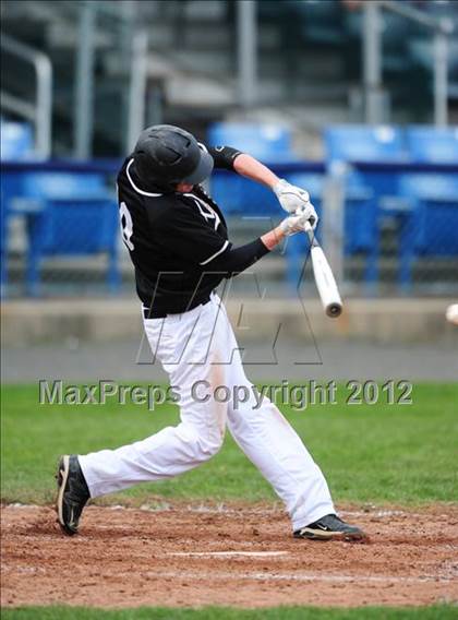 Thumbnail 2 in Xavier vs. Shelton (SCC Semifinal) photogallery.