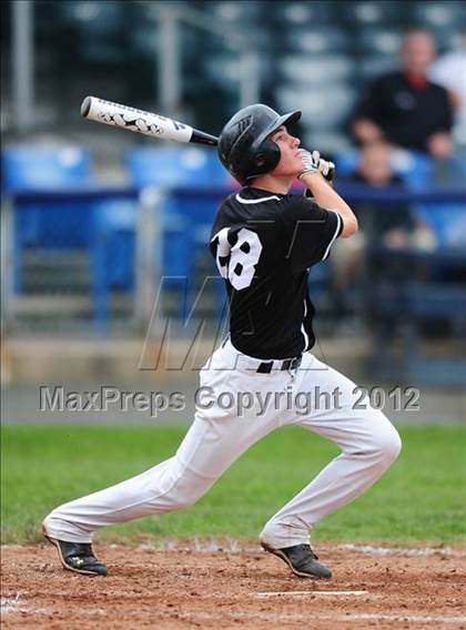 Thumbnail 2 in Xavier vs. Shelton (SCC Semifinal) photogallery.