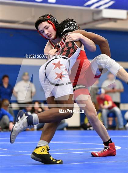 Thumbnail 1 in TSSAA DII Sectionals (Antioch) photogallery.