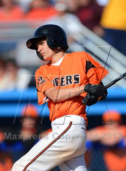 Thumbnail 1 in Lyndonville vs. Pine Valley Central (NYSPHSAA Far West Regional) photogallery.