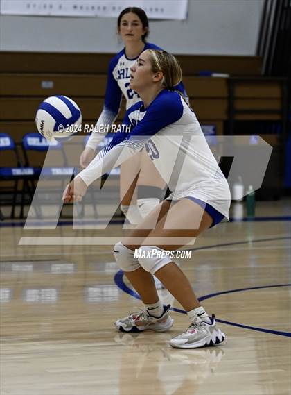 Thumbnail 1 in Orland vs West Valley (Eileen Mason Invitational) photogallery.