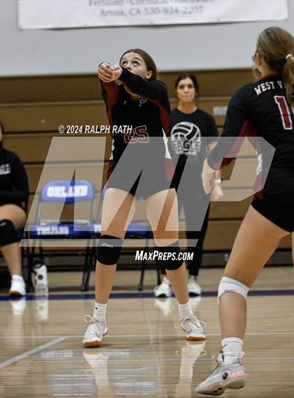 Thumbnail 2 in Orland vs West Valley (Eileen Mason Invitational) photogallery.