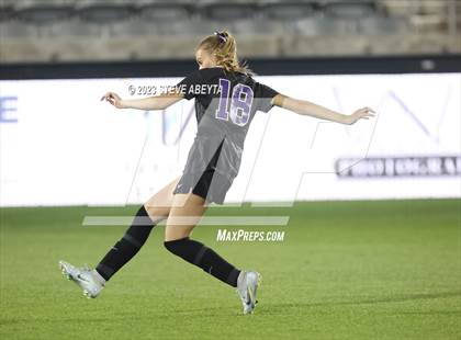 Thumbnail 1 in Dakota Ridge vs. Lutheran (CHSAA 4A State Final) photogallery.