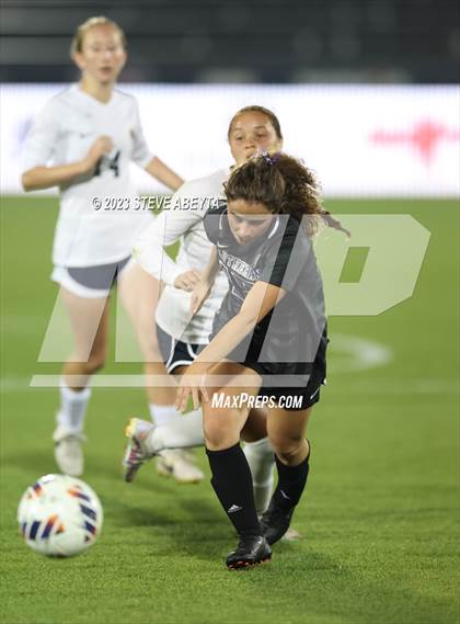 Thumbnail 2 in Dakota Ridge vs. Lutheran (CHSAA 4A State Final) photogallery.