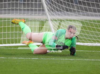 Thumbnail 2 in Dakota Ridge vs. Lutheran (CHSAA 4A State Final) photogallery.