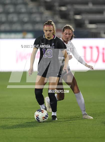 Thumbnail 3 in Dakota Ridge vs. Lutheran (CHSAA 4A State Final) photogallery.