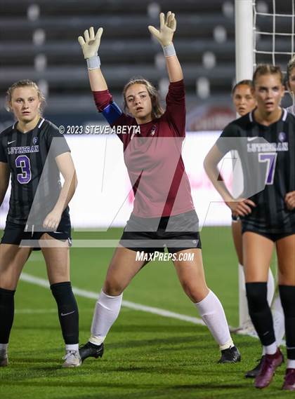 Thumbnail 2 in Dakota Ridge vs. Lutheran (CHSAA 4A State Final) photogallery.