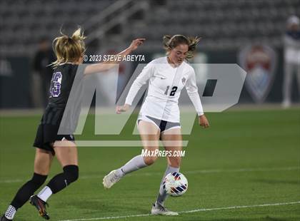 Thumbnail 3 in Dakota Ridge vs. Lutheran (CHSAA 4A State Final) photogallery.