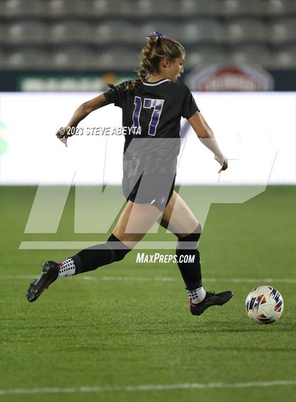 Thumbnail 2 in Dakota Ridge vs. Lutheran (CHSAA 4A State Final) photogallery.