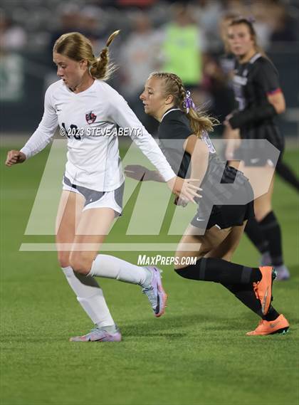 Thumbnail 1 in Dakota Ridge vs. Lutheran (CHSAA 4A State Final) photogallery.