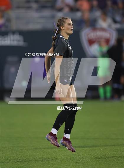 Thumbnail 3 in Dakota Ridge vs. Lutheran (CHSAA 4A State Final) photogallery.