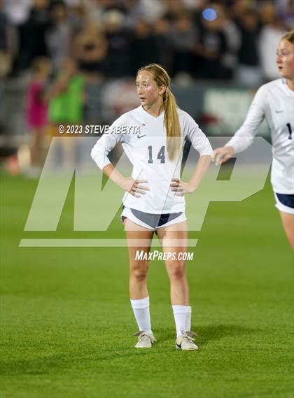 Thumbnail 3 in Dakota Ridge vs. Lutheran (CHSAA 4A State Final) photogallery.