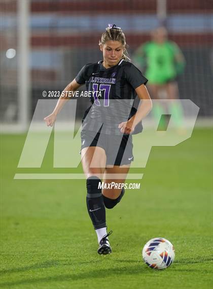 Thumbnail 3 in Dakota Ridge vs. Lutheran (CHSAA 4A State Final) photogallery.