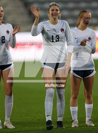 Thumbnail 2 in Dakota Ridge vs. Lutheran (CHSAA 4A State Final) photogallery.