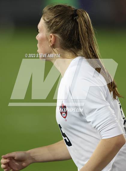 Thumbnail 2 in Dakota Ridge vs. Lutheran (CHSAA 4A State Final) photogallery.