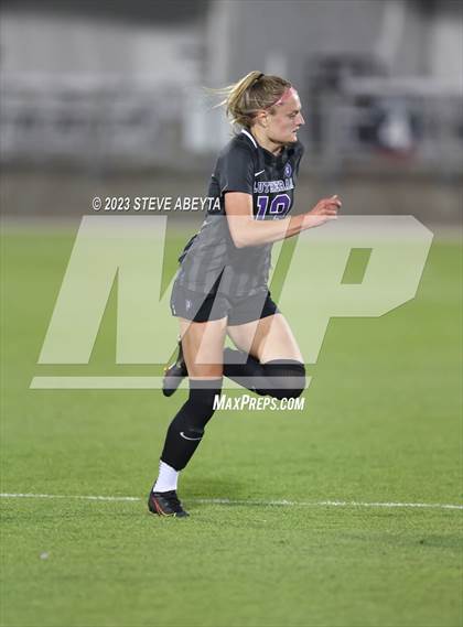 Thumbnail 3 in Dakota Ridge vs. Lutheran (CHSAA 4A State Final) photogallery.