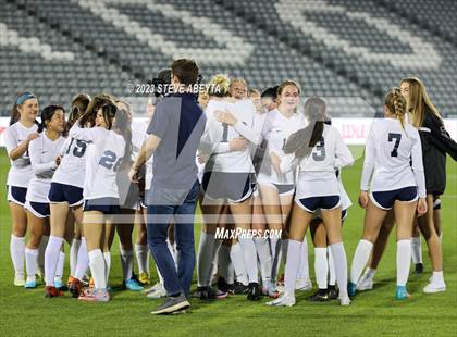 Thumbnail 3 in Dakota Ridge vs. Lutheran (CHSAA 4A State Final) photogallery.
