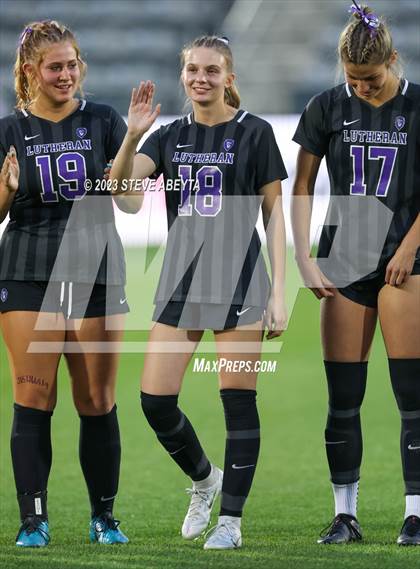 Thumbnail 3 in Dakota Ridge vs. Lutheran (CHSAA 4A State Final) photogallery.
