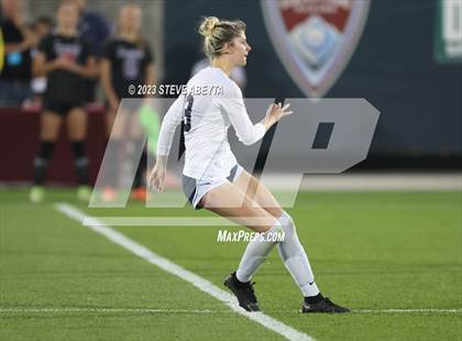 Thumbnail 3 in Dakota Ridge vs. Lutheran (CHSAA 4A State Final) photogallery.
