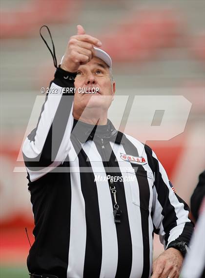 Thumbnail 3 in Lehi vs. Timpview (UHSAA 5A Final) photogallery.
