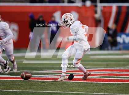 Thumbnail 3 in Lehi vs. Timpview (UHSAA 5A Final) photogallery.