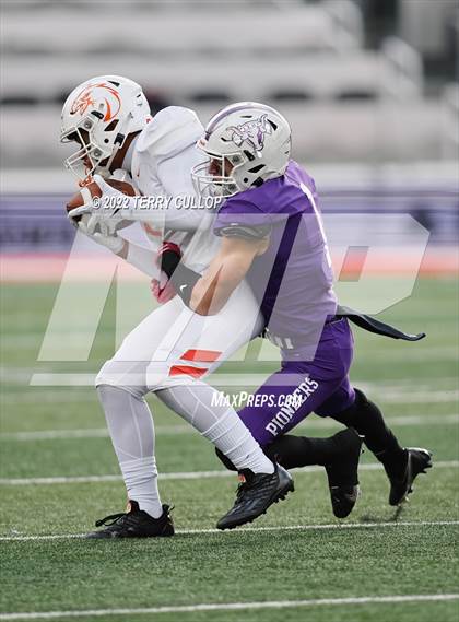 Thumbnail 2 in Lehi vs. Timpview (UHSAA 5A Final) photogallery.