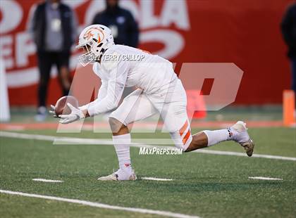 Thumbnail 1 in Lehi vs. Timpview (UHSAA 5A Final) photogallery.