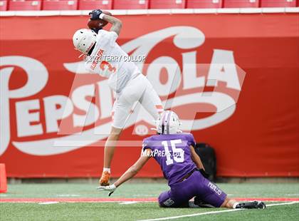 Thumbnail 3 in Lehi vs. Timpview (UHSAA 5A Final) photogallery.