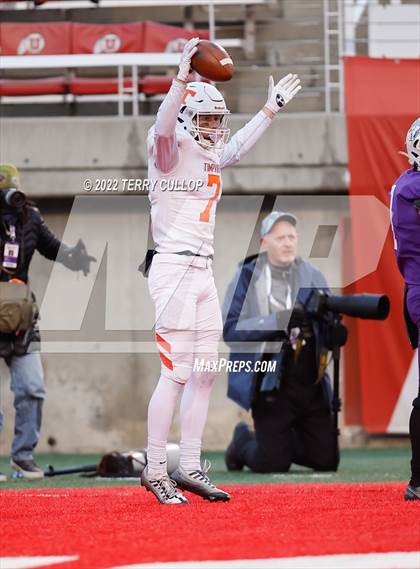 Thumbnail 2 in Lehi vs. Timpview (UHSAA 5A Final) photogallery.