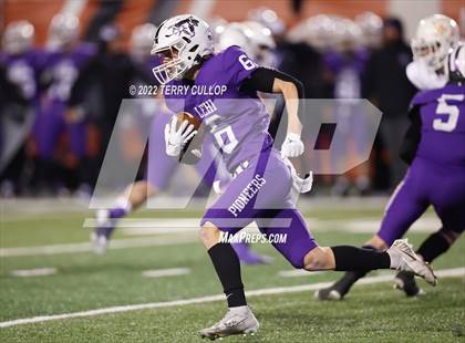 Thumbnail 3 in Lehi vs. Timpview (UHSAA 5A Final) photogallery.