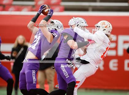 Thumbnail 2 in Lehi vs. Timpview (UHSAA 5A Final) photogallery.