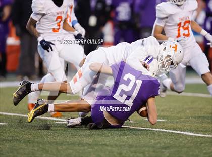 Thumbnail 2 in Lehi vs. Timpview (UHSAA 5A Final) photogallery.