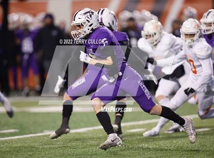 Thumbnail 3 in Lehi vs. Timpview (UHSAA 5A Final) photogallery.
