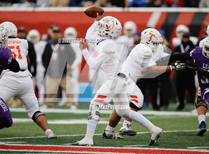 Thumbnail 1 in Lehi vs. Timpview (UHSAA 5A Final) photogallery.