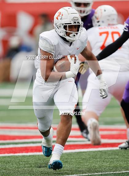 Thumbnail 3 in Lehi vs. Timpview (UHSAA 5A Final) photogallery.