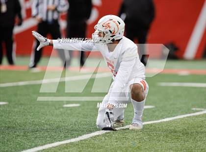 Thumbnail 2 in Lehi vs. Timpview (UHSAA 5A Final) photogallery.