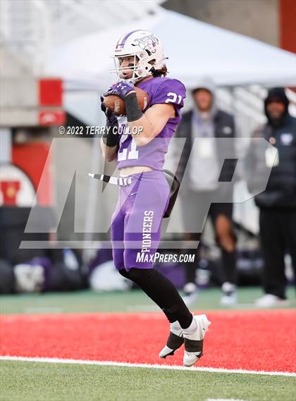 Thumbnail 1 in Lehi vs. Timpview (UHSAA 5A Final) photogallery.
