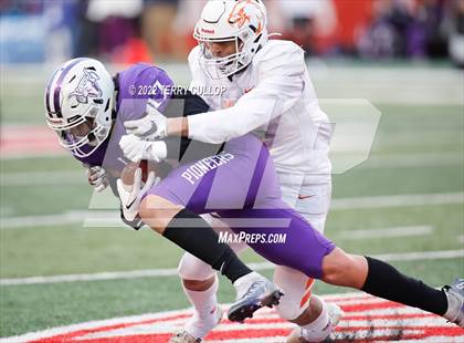 Thumbnail 2 in Lehi vs. Timpview (UHSAA 5A Final) photogallery.